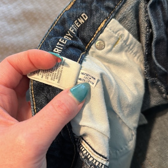 Ladies American Eagle “Favorite Boyfriend” Jeans - Picture 8 of 10